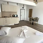 Nord 4* אפורי נורד